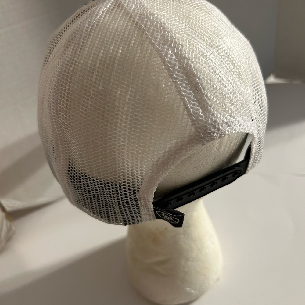 ARIAT WOMEN’S PAISLEY MULTI COLORED TRUCKER SNAPBACK CAP STAINED GLASS STYLE OS - Picture 6 of 10